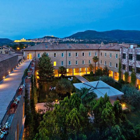 Th Assisi - Hotel Cenacolo Exteriér fotografie